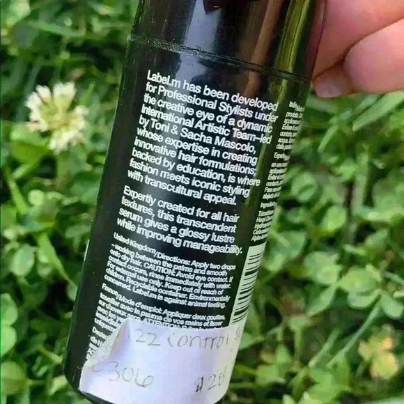 Boutique Frizz Control Serum - Picture 3 of 5